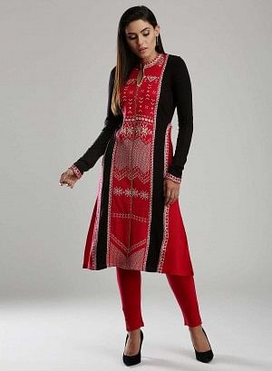 Red & Black Woollen Mandarin Neck kurta