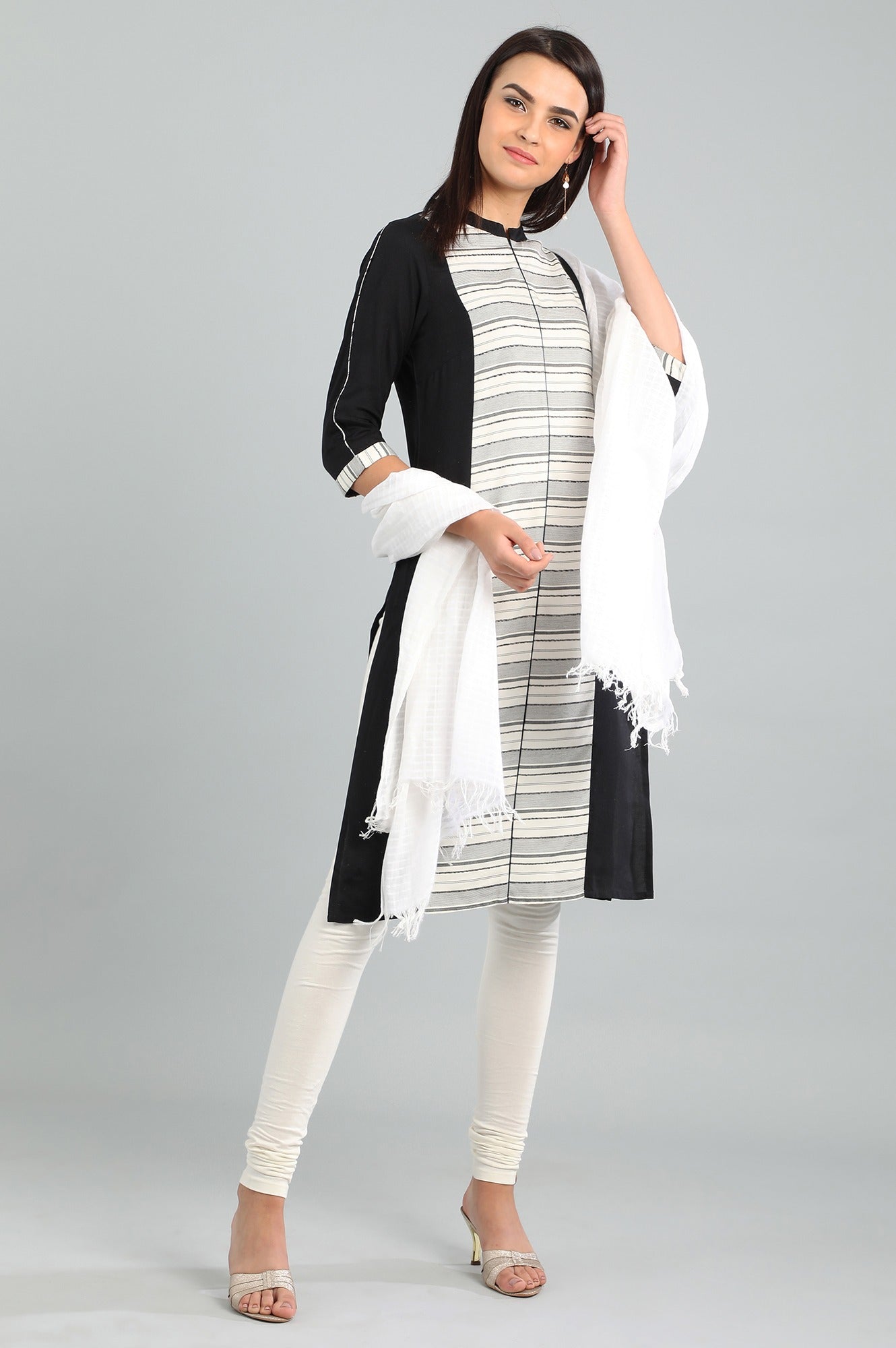 Black Band Collar Yarn-dyed kurta