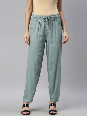 Women Solid Ocean Green Viscose Mid Rise Casual Pants