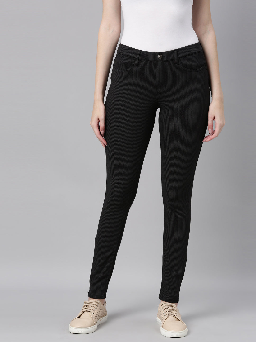 Women Black Stripe Printed Jeggings