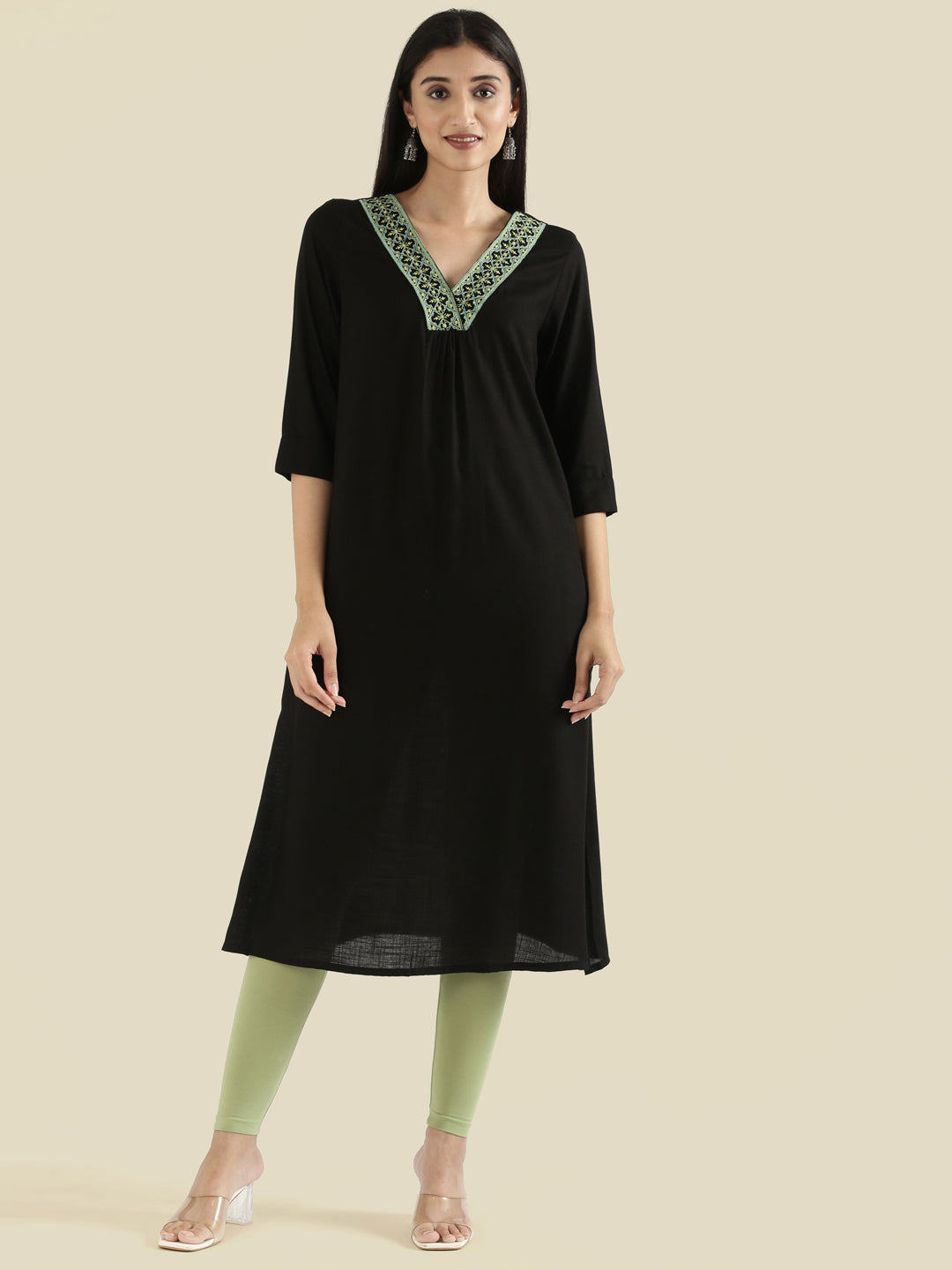 Rayon Geometric Cross-Stitch V-Neck Embroidered Straight Kurta