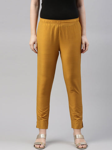 Women Mustard Solid Mid Rise Metallic Pants