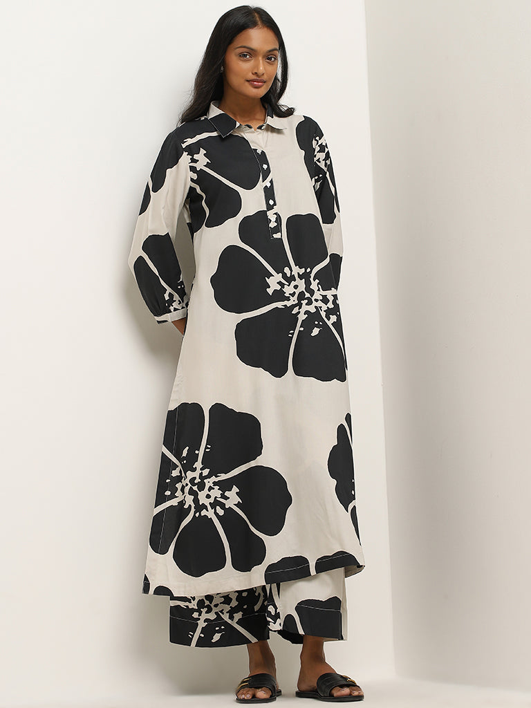 Utsa Black Floral Printed A-Line Kurta