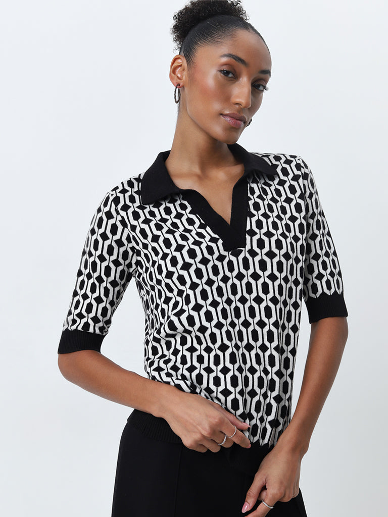 Wardrobe Black Geometric Printed Knitted Cotton Top