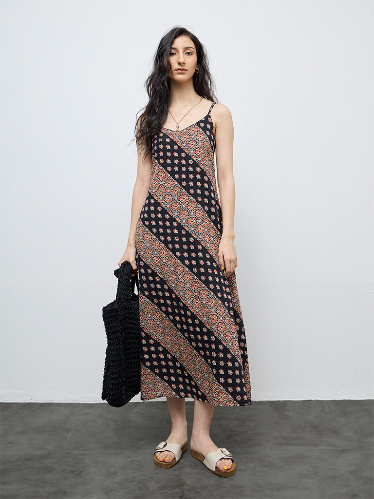 Bombay Paisley Black Printed Cotton A-Line Dress