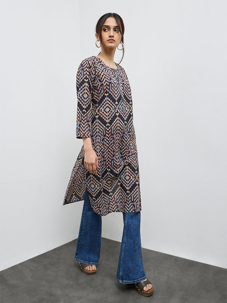 Utsa Black Geometric Design Cotton Straight Kurta