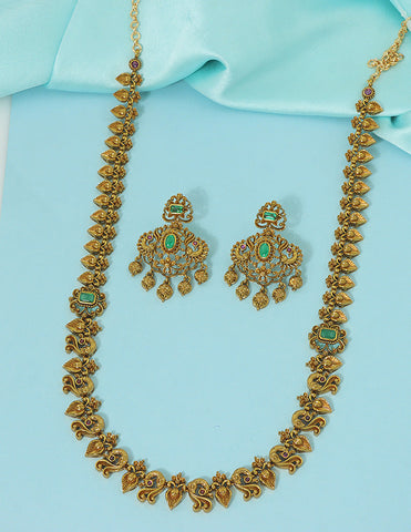 Designer Matt Emerald Kempu Necklace Set