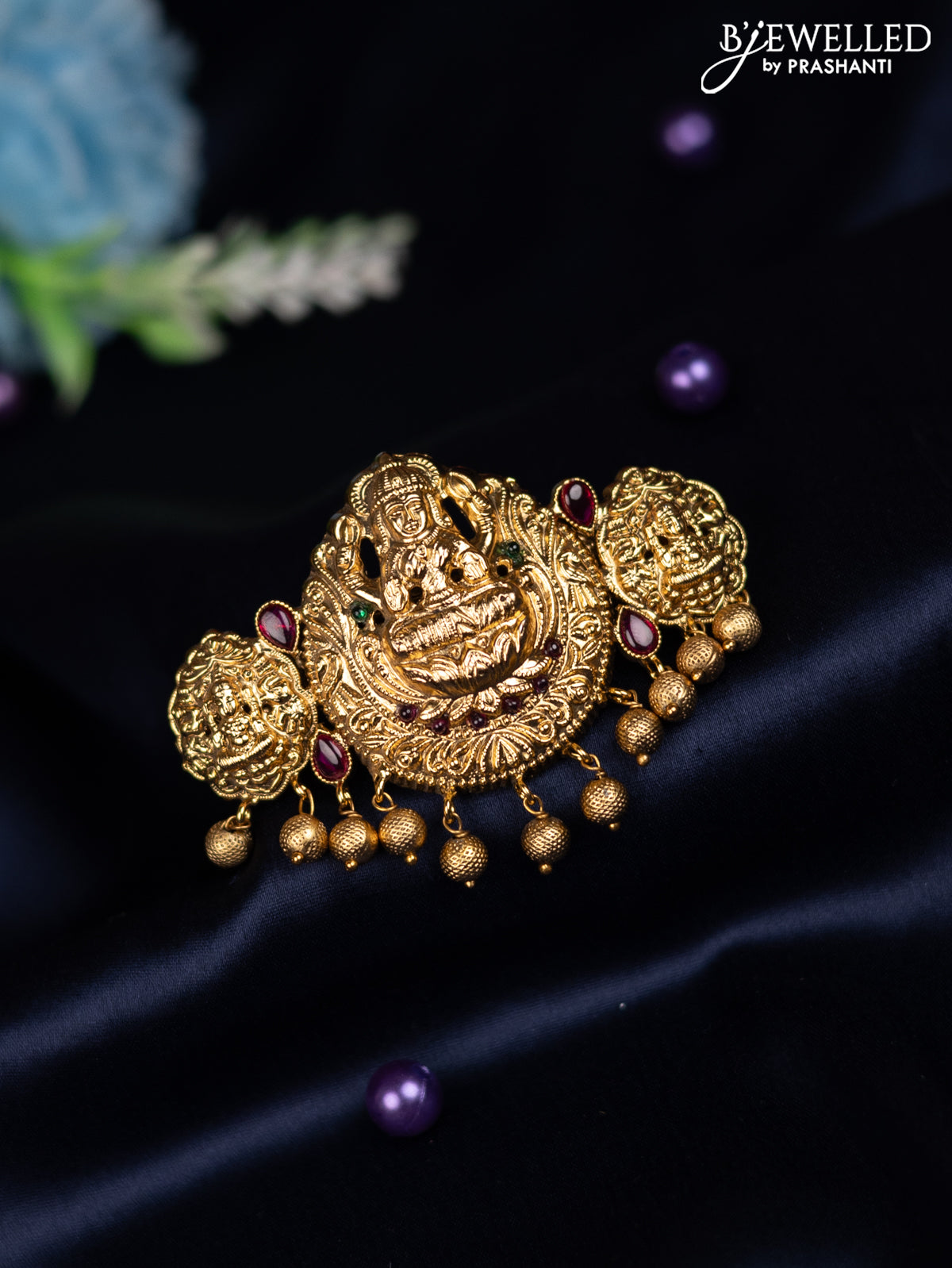 Antique hair clip medium size lakshmi design with kemp stones and golden beads hanging