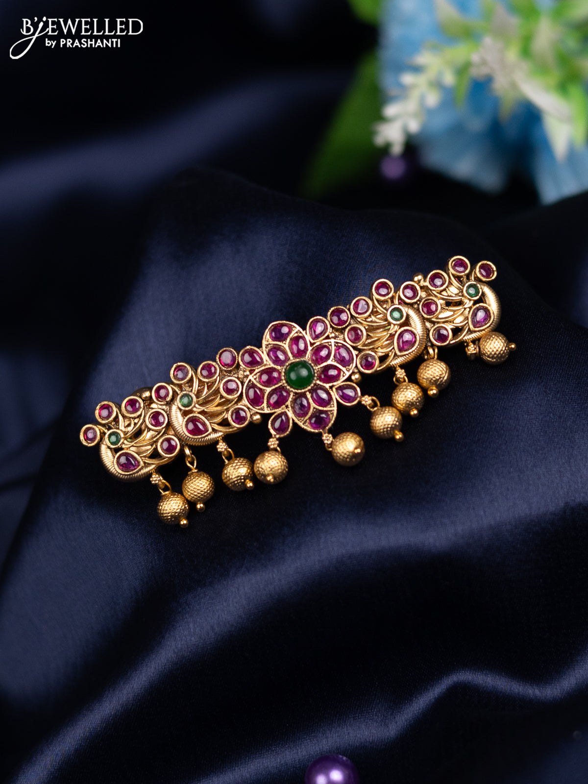 Antique hair clip medium size peacock design with kemp and golden beads hanings