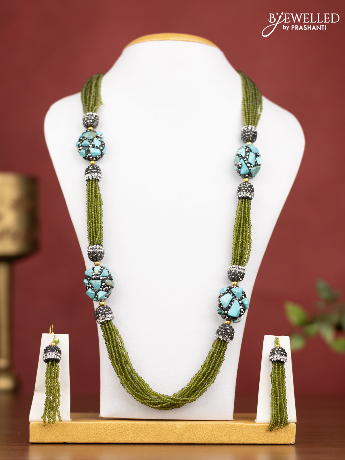 Jaipur multilayer beaded green necklace with crystal beads