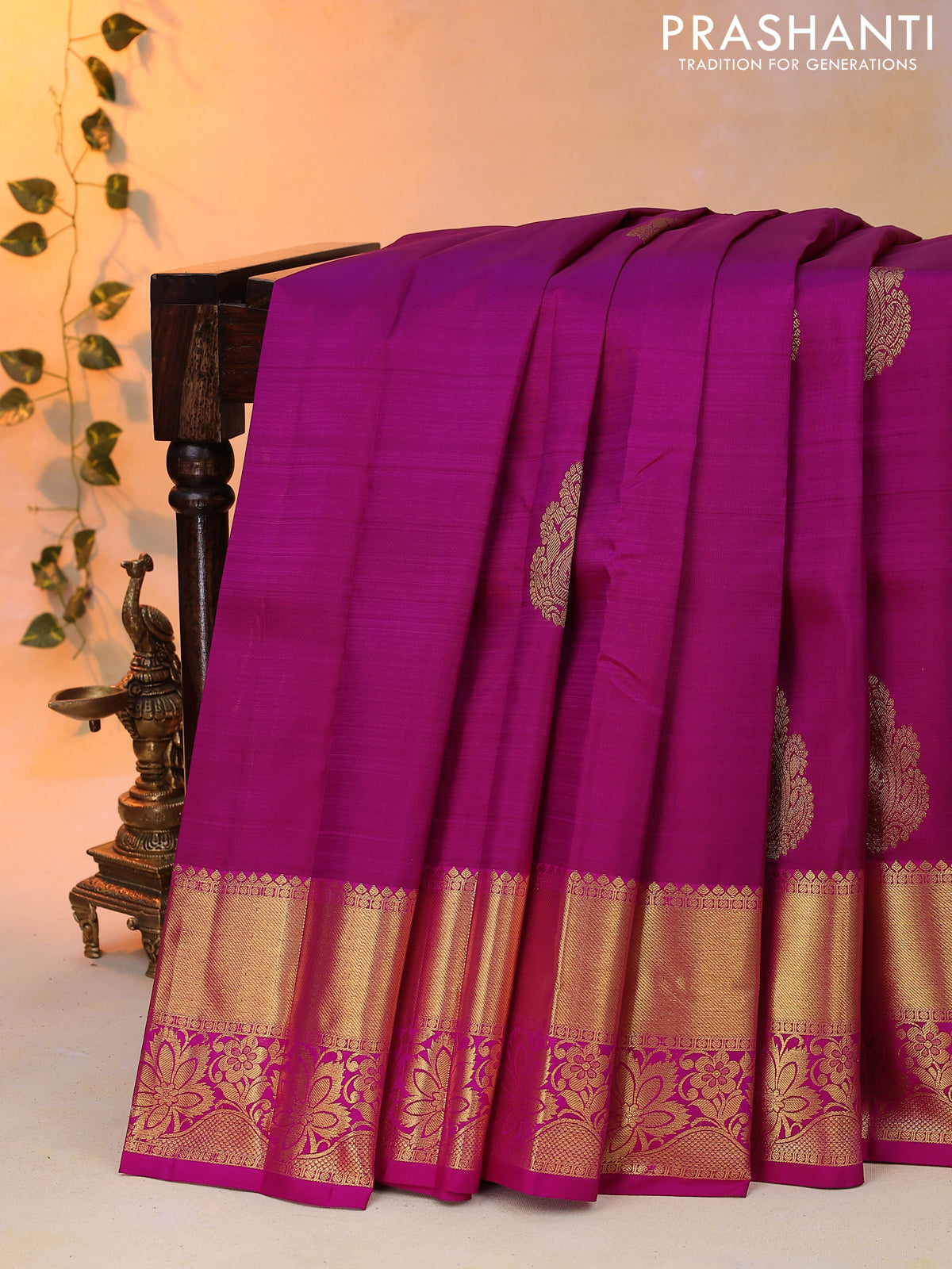 Pure kanjivaram silk saree magenta pink with zari woven buttas and floral zari woven border