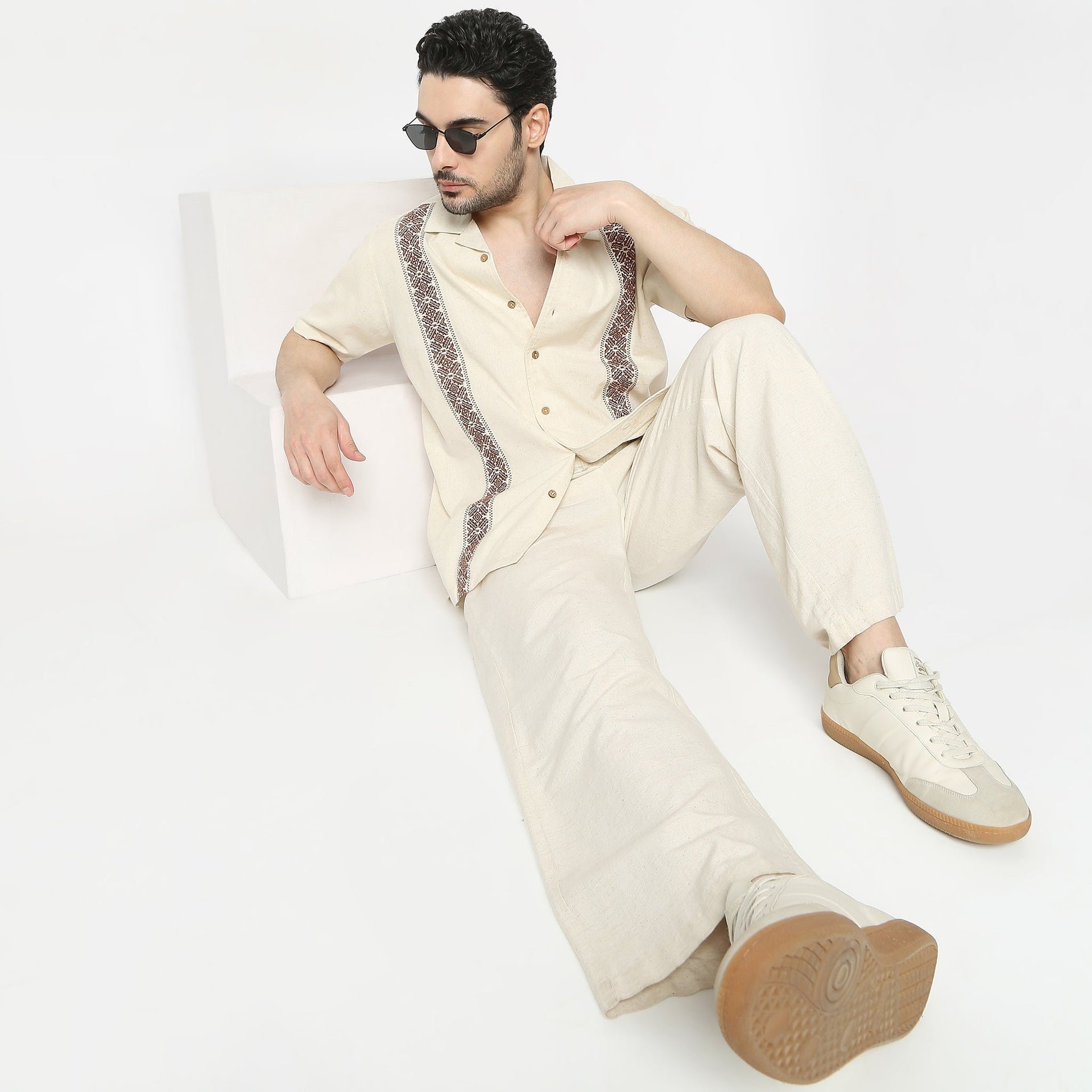 Artistry™ Relaxed Natural Linen Blend Fit Embroiderd Camp Collar Half Sleeve Shirt