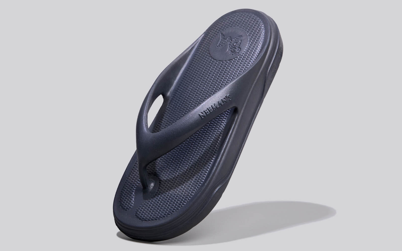 Cushers Flips For Men : Dark Grey