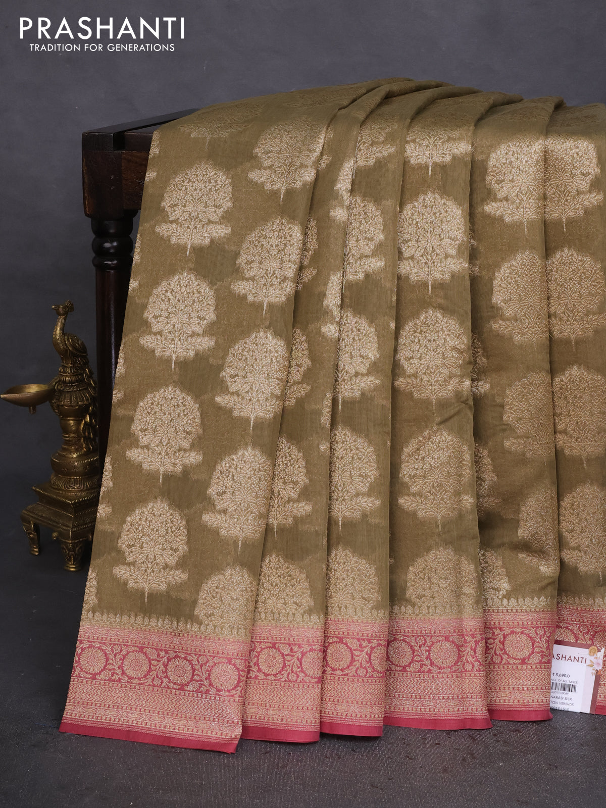 Banarasi silk cotton saree elaichi green and pastel maroon with allover thread & zari woven butta weaves and woven border