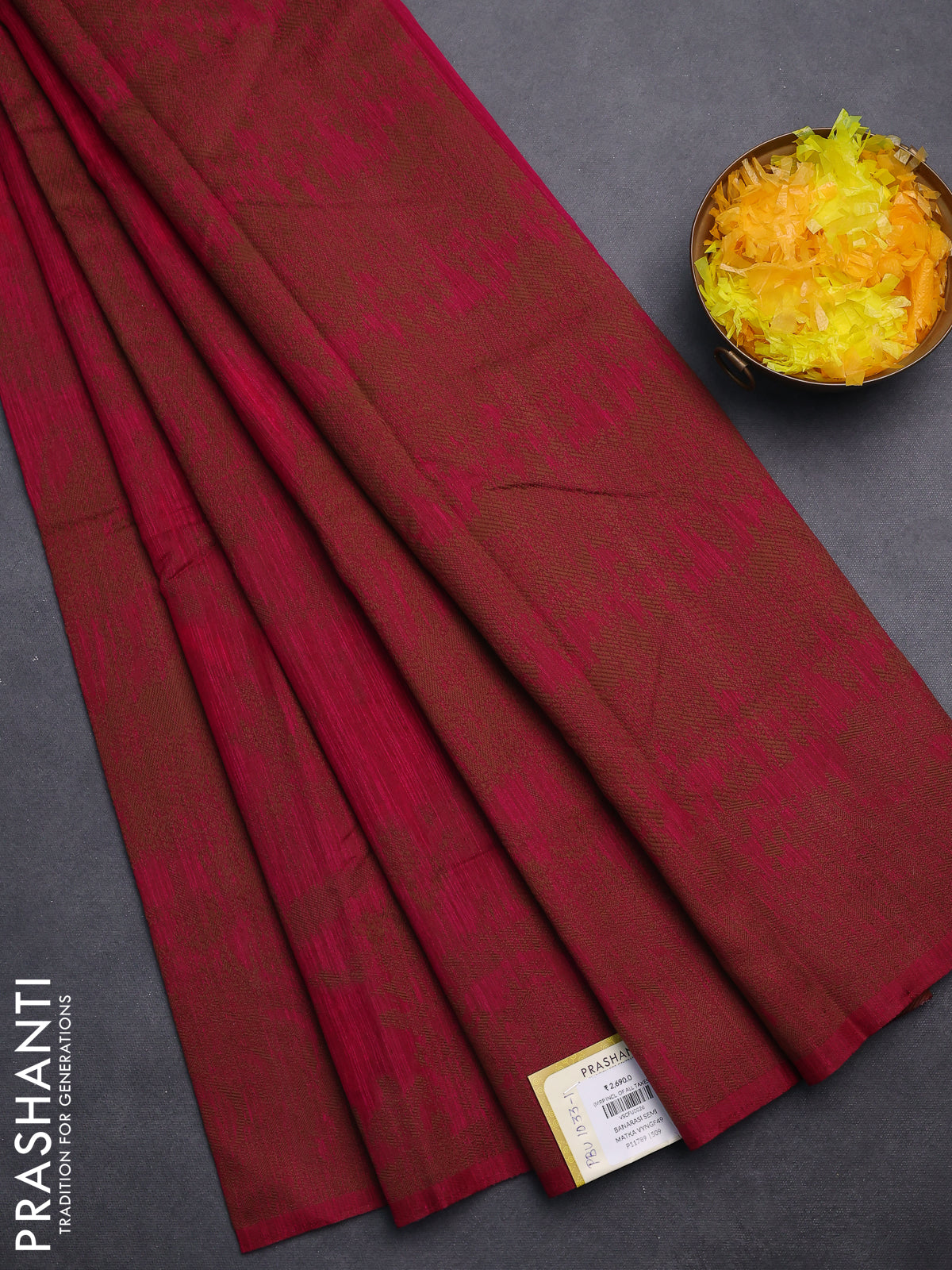 Banarasi semi matka saree pink with allover thread weaves in borderless style