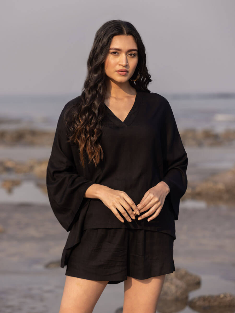 Solid Black Box Short Top - Comfort Fit