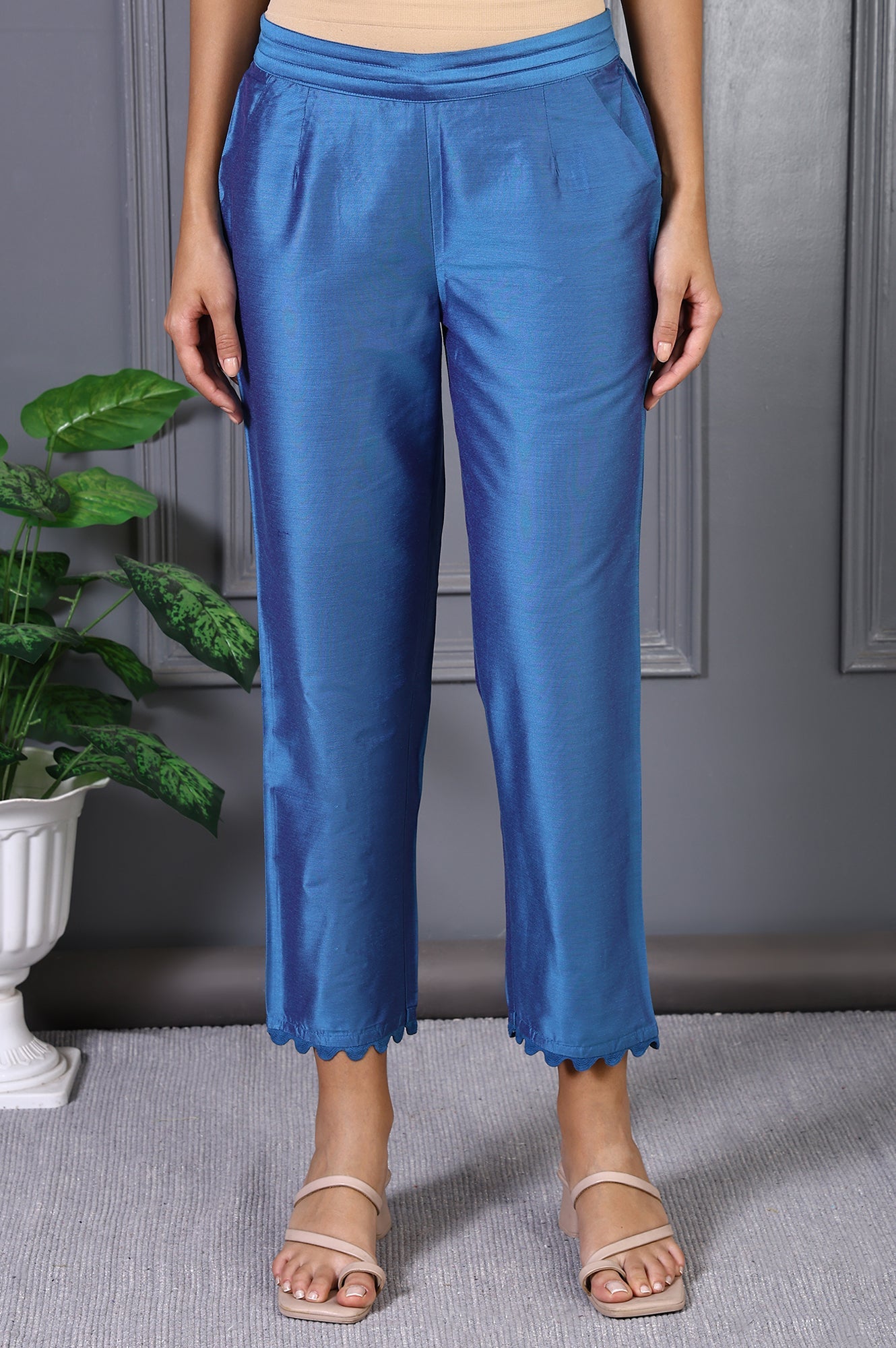 Blue Solid Lace Mid-Rise Straight Pant