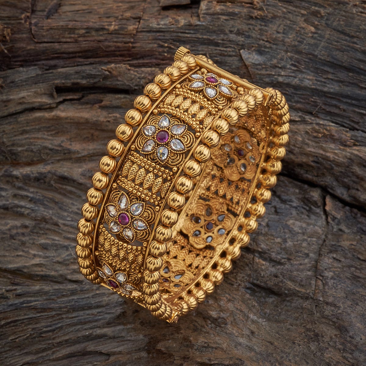 Antique Bangle 155989