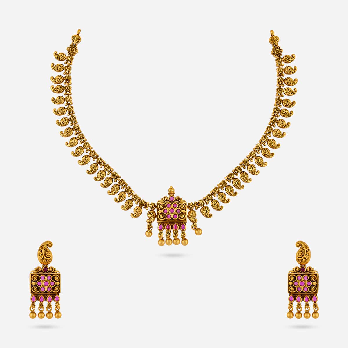 Antique Necklace 191130