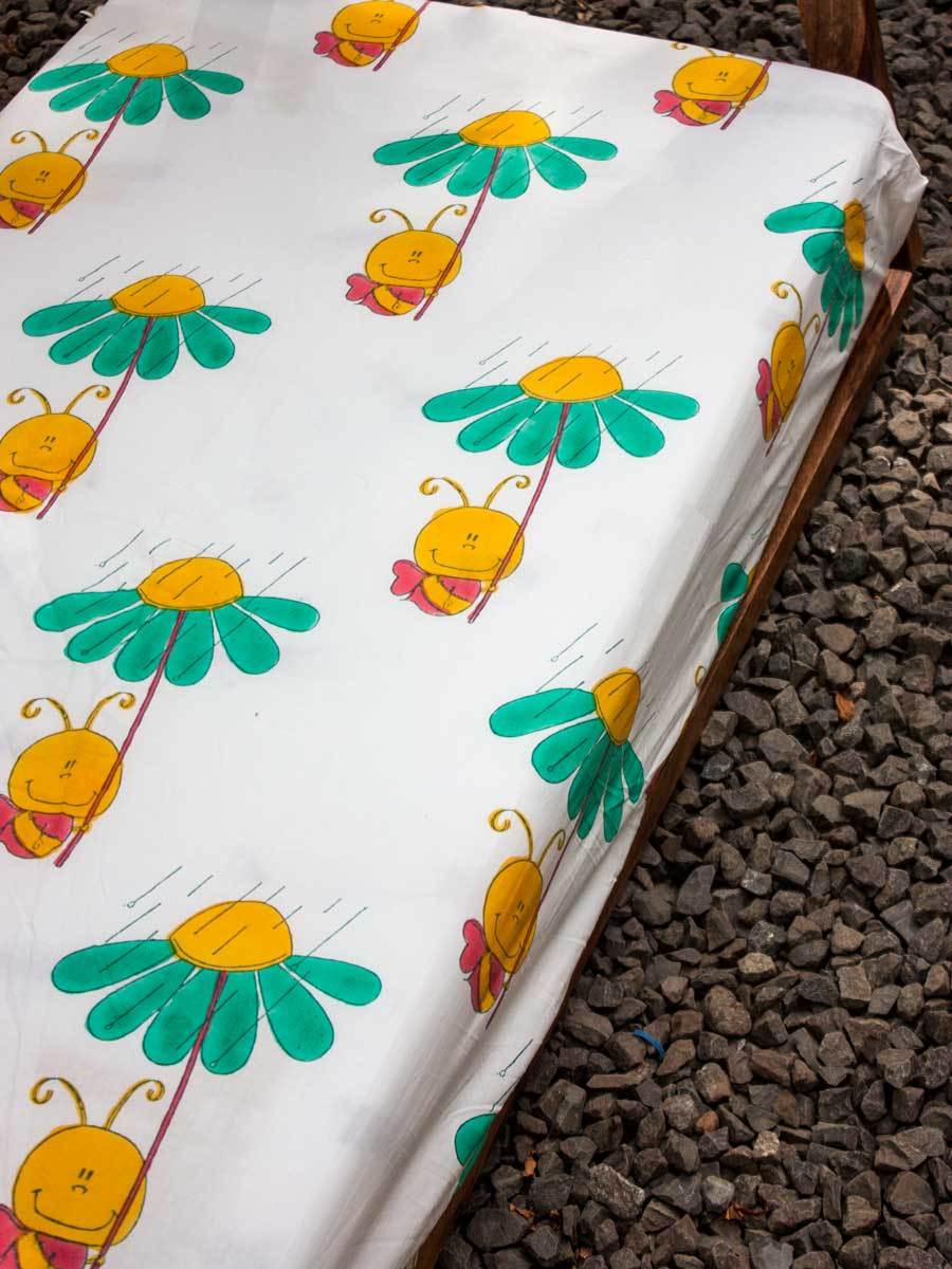 Bumblebee Cotton Cot/Crib Fitted Sheet
