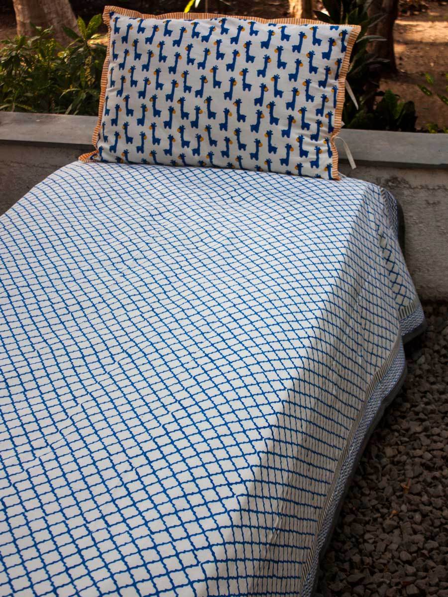Blue Giraffe Organic Cotton Bedsheet
