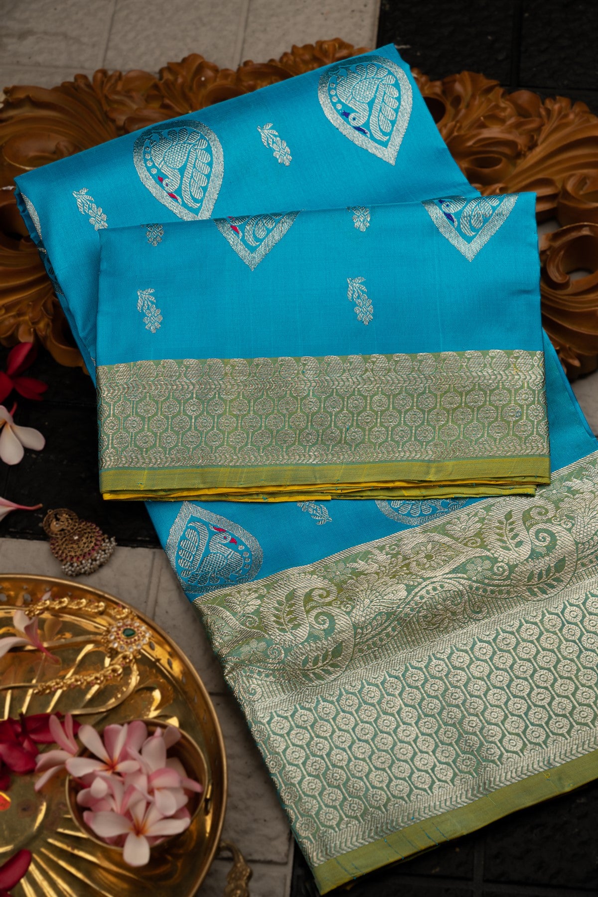 Varamahalakshmi Light Blue & Yellow Uppada Buttis Saree